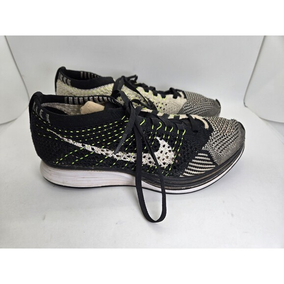 Nike Flyknit Racer Shoes Men\'s 4 Black White Volt Running Athletic Gym Sneakers